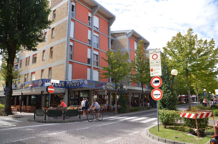 Appartement De Vacances Avec Climatisation Et Balc - Bibione
