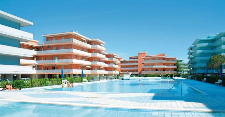Appartement De Vacances Avec Climatisation, Balcon - Bibione Pineda