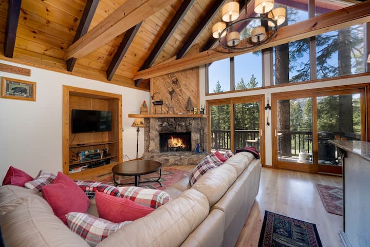 Tahoe City 6bd, Hot Tub, Hiking, Sauna! - Lake Tahoe