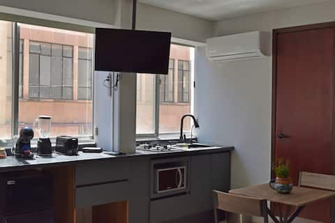 Top Airbnb: Moder Studio / Historic Down Town in Centro Histórico