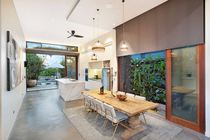 Opulent Paddington IH gallery image 4