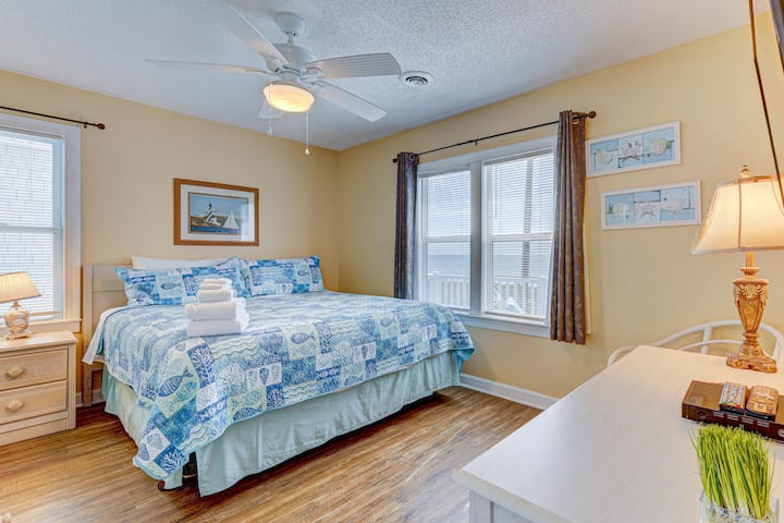 โดย The Kure Beach Pier-Bedroom