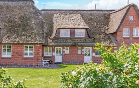 Top Airbnb: Nice home in Nordstrand Nordstrand with WiFi in Nordstrand