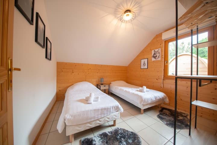 Eenpersoonsbedden slaapkamer Begane grond