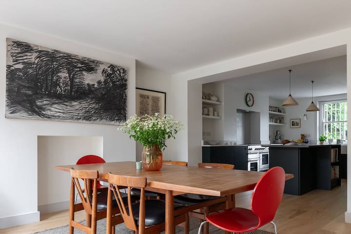 Rochester Road II by onefinestay