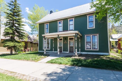 406 Elk Avenue - Large Historic Home on Elk Avenue