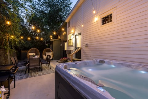 Hot Tub Fire Pit Grand Piano | Cozy Fall Getaway