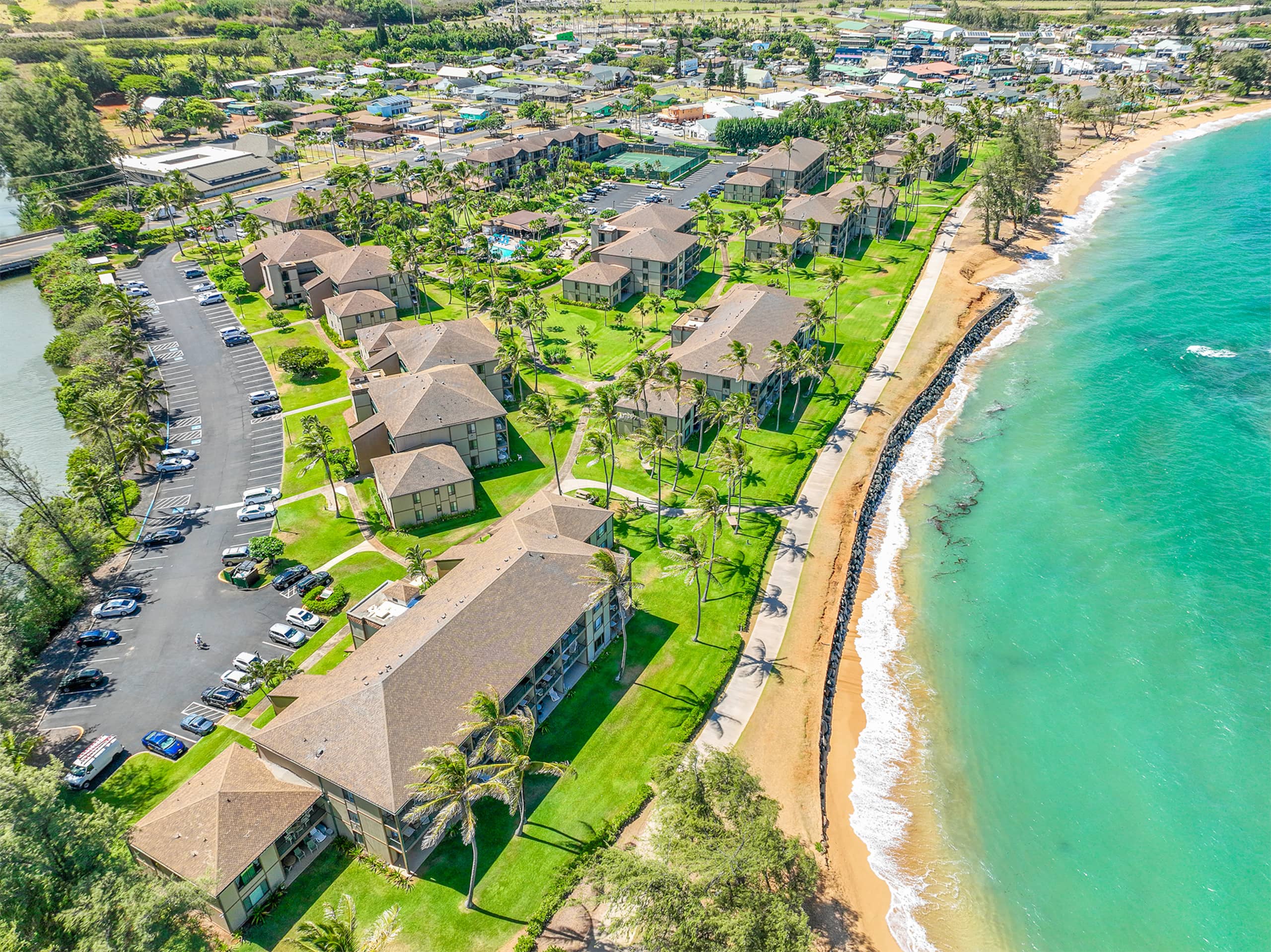Condo in Kapaa · ★4.56 · 1 bedroom · 2 beds · 1 shared bath - Image 3