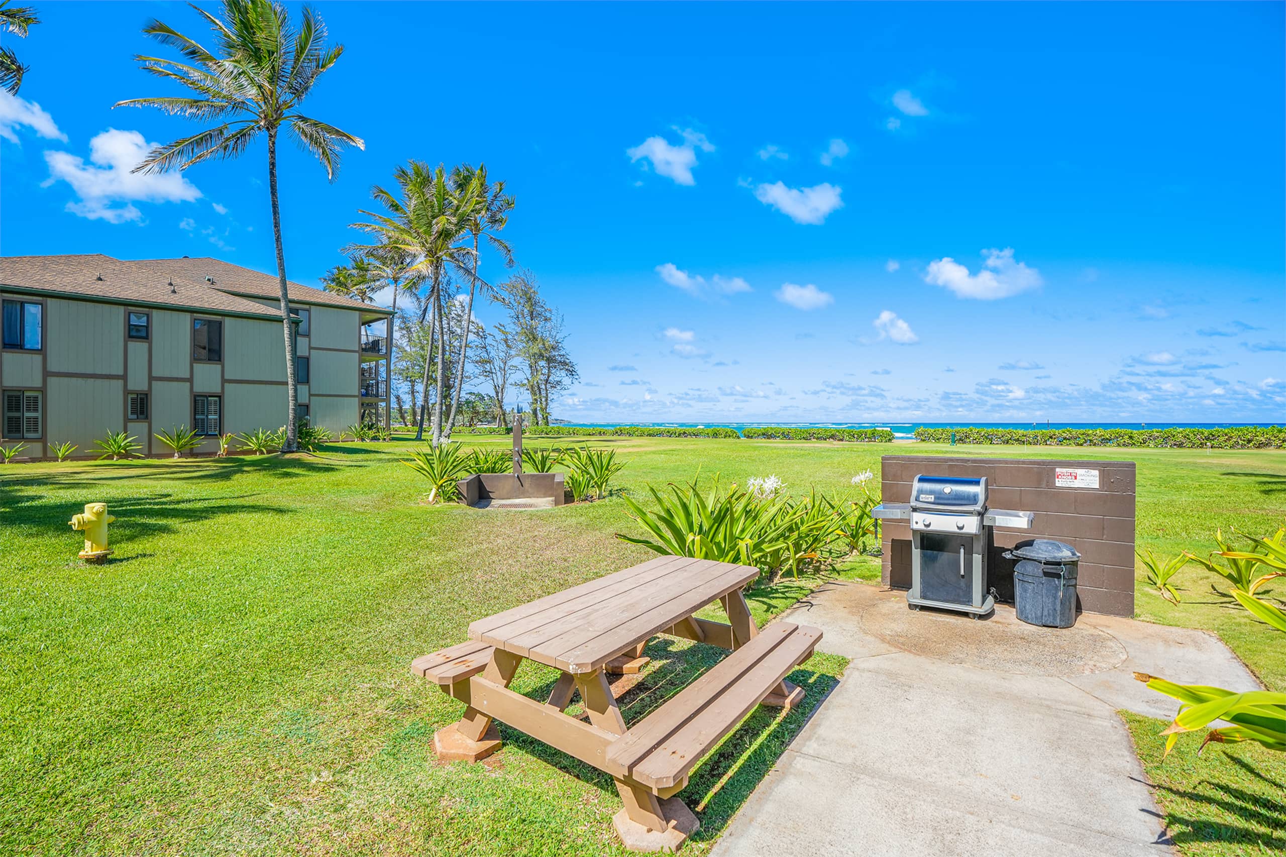 Condo in Kapaa · ★4.56 · 1 bedroom · 2 beds · 1 shared bath - Image 40