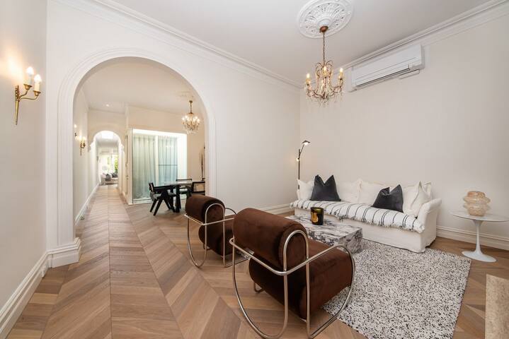 Hazel – the perfect escape in Hawksburn gallery image 3