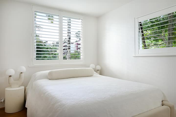 חדר שינה ראשי - מיטת קווין סייז