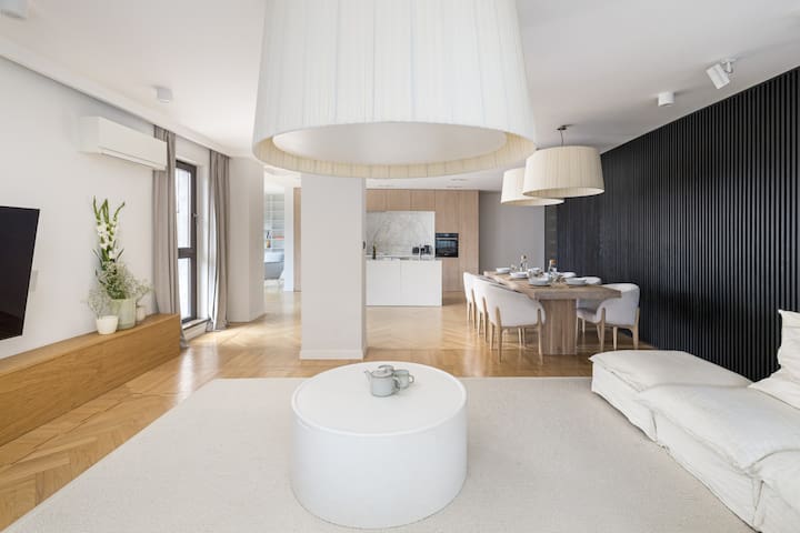 ECRU Apartments managed Airbnb listing 1