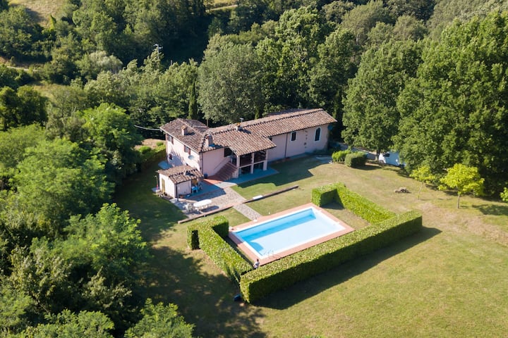Comfortable Home Romeo Among Greenery - Lucca