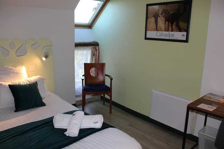 Chambre Triple Confort - Domaine Des Piéris - Grandcamp-Maisy