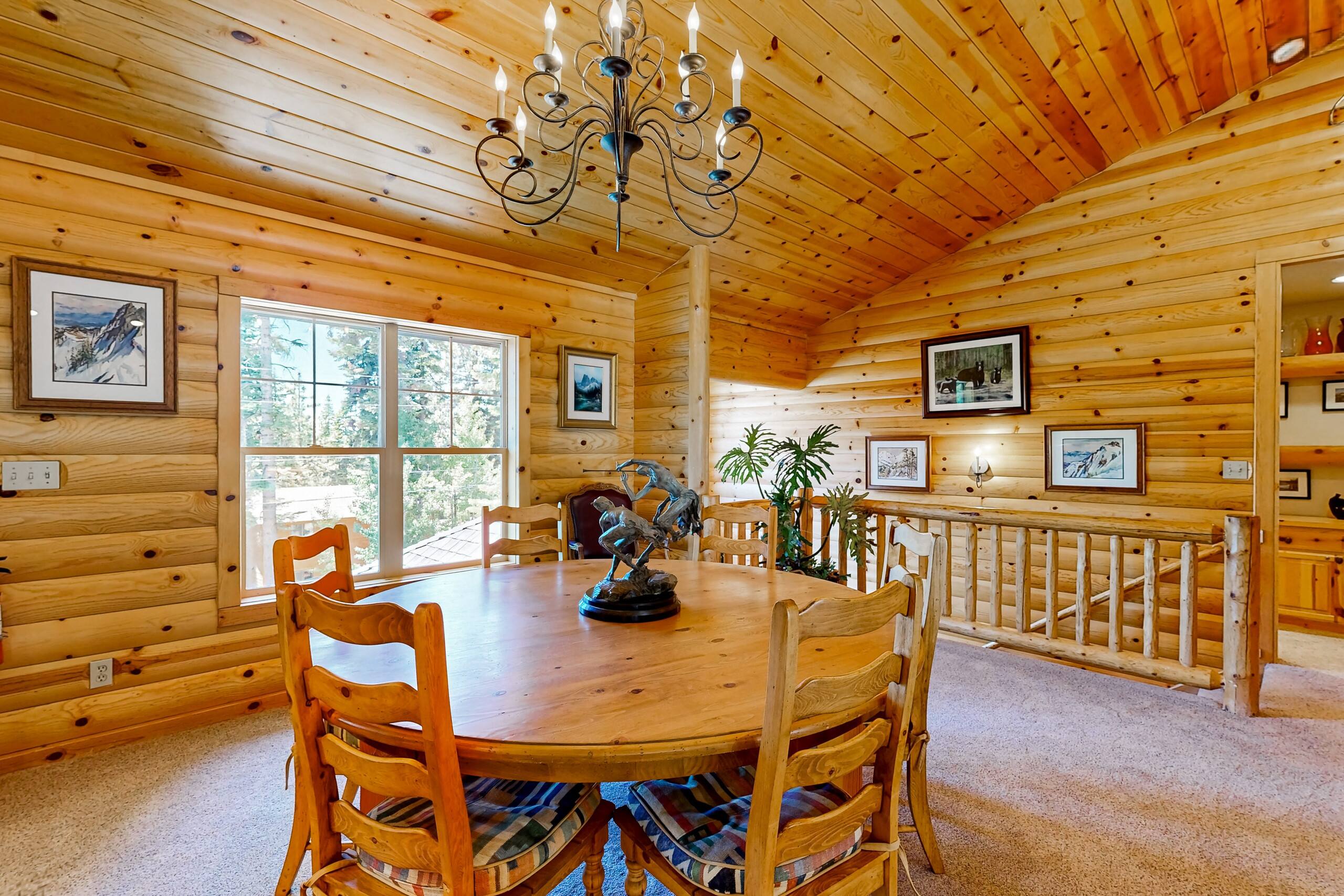 Kings Beach Home with Hot Tub & Chef's Kitchen - Photo 7