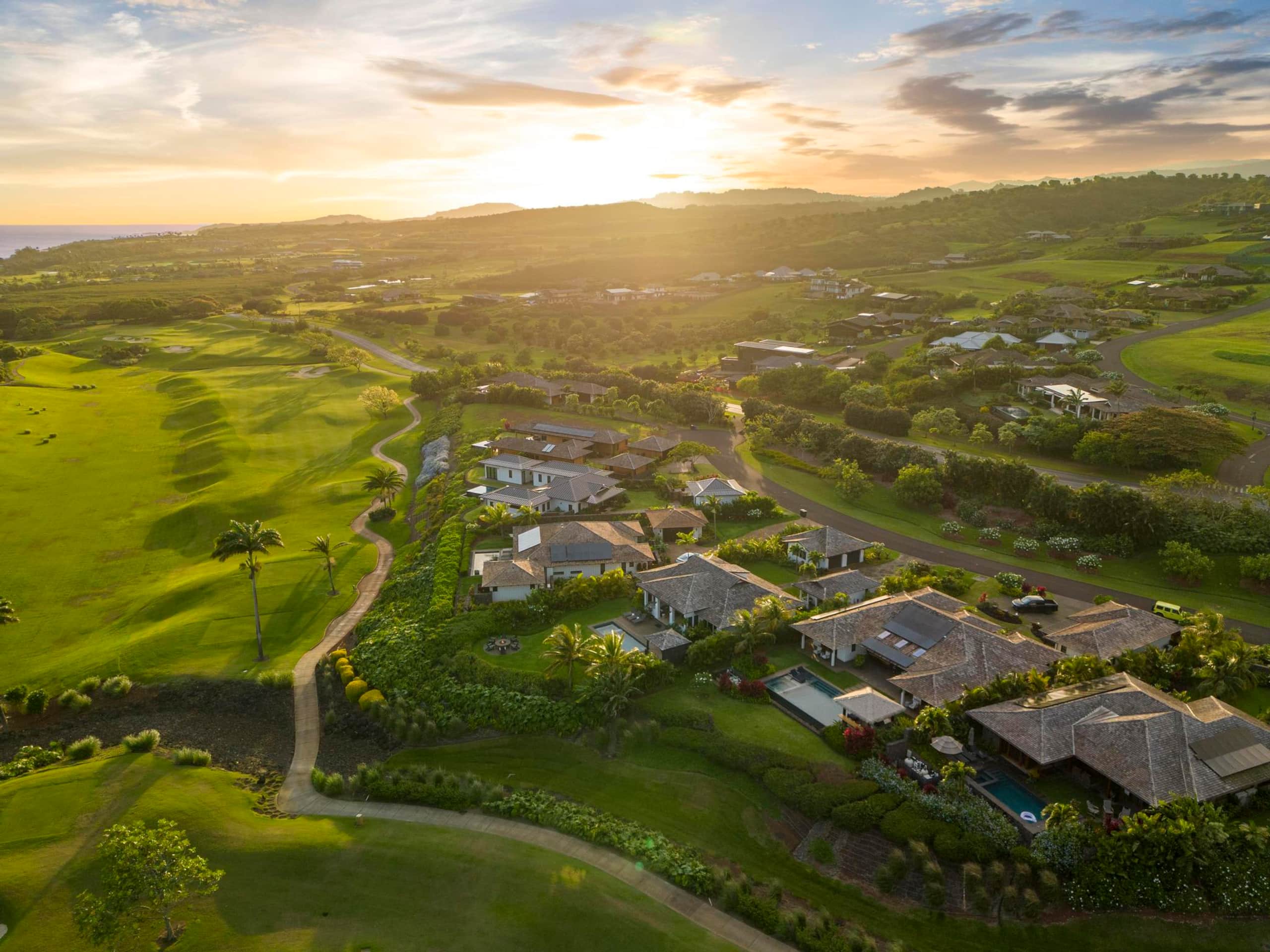Home in Koloa · ★5.0 · 4 bedrooms · 7 beds · 4 baths - Photo 33
