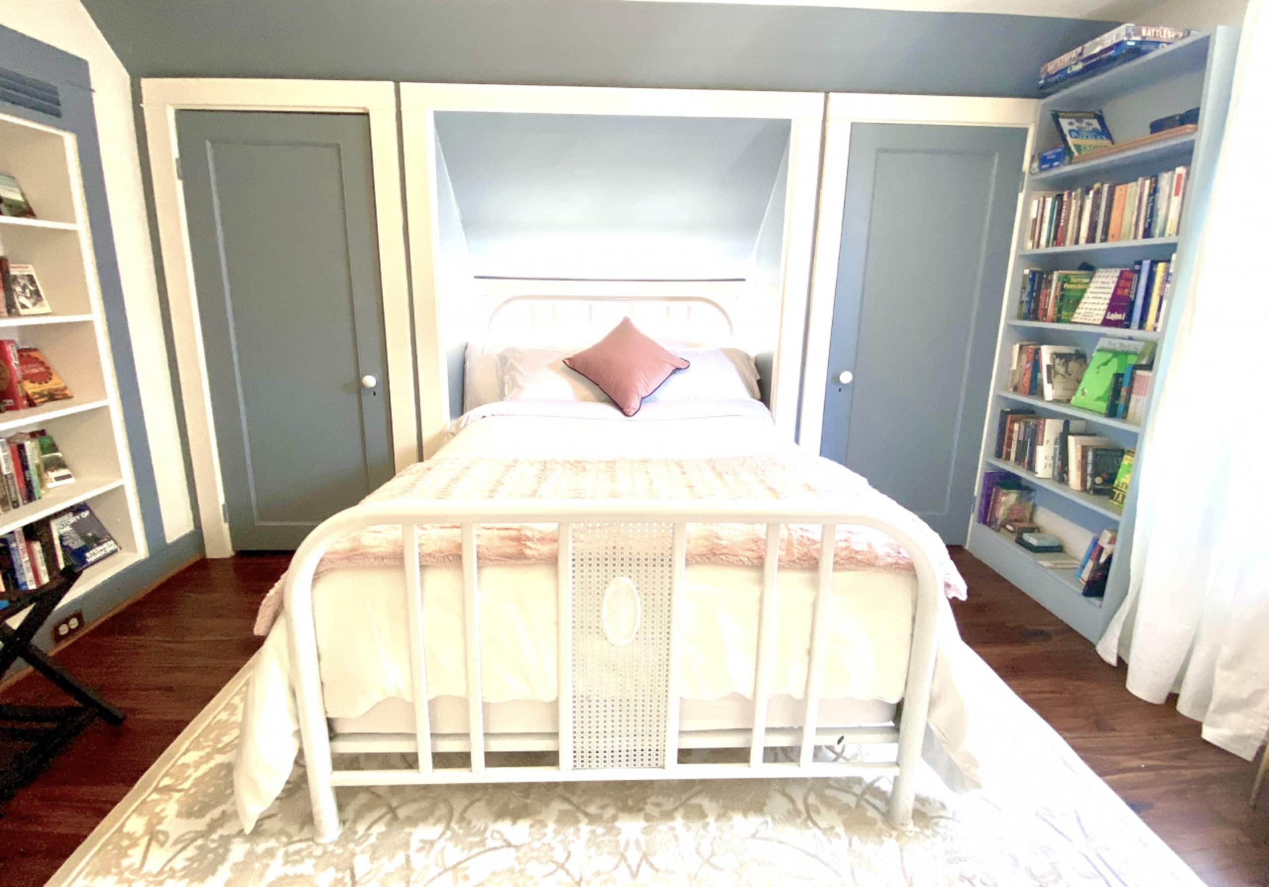 Historic Victorian retreat w/ skyline views - Image 27