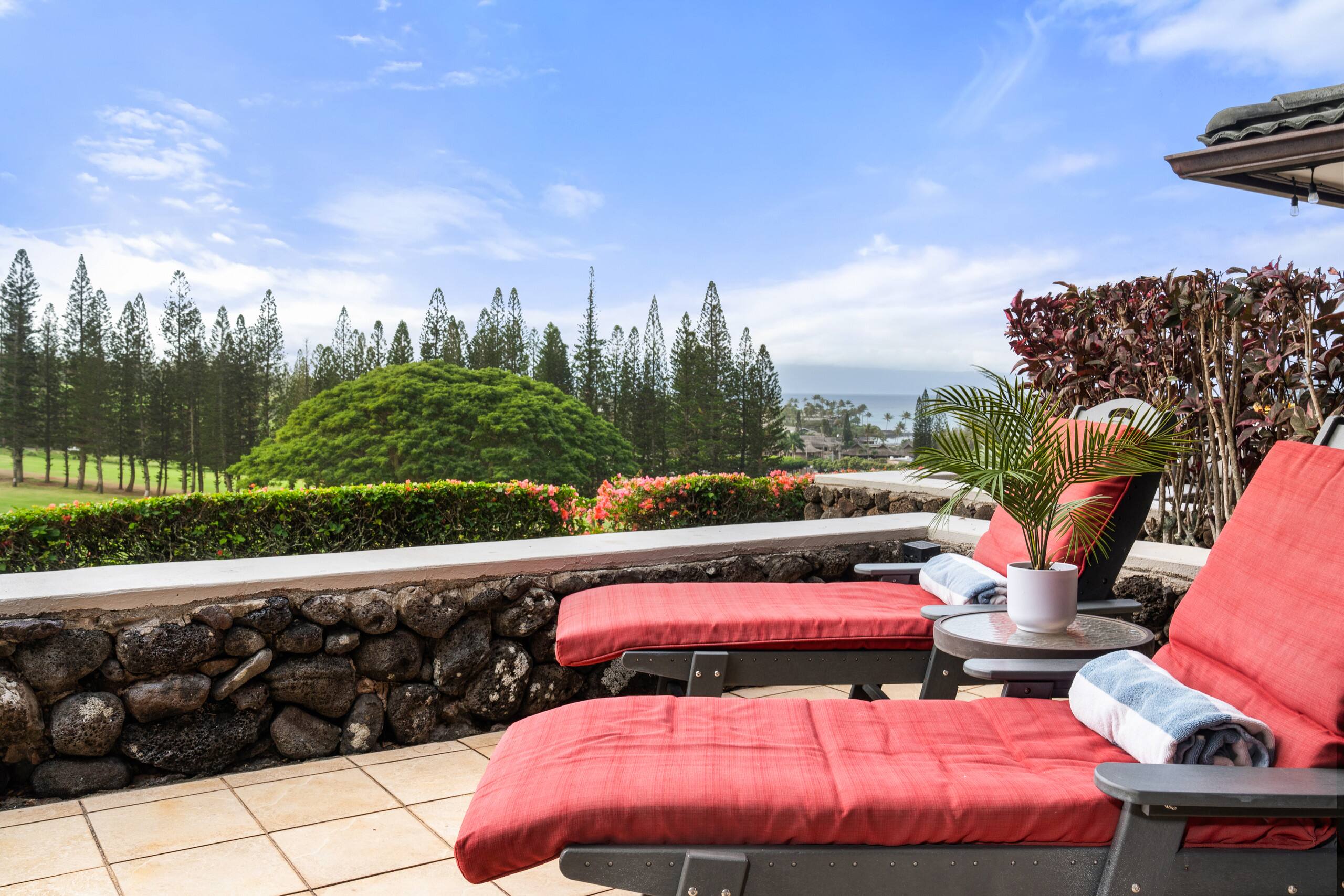 Home in Lahaina · ★4.67 · 2 bedrooms · 5 beds · 2 baths - Image 46