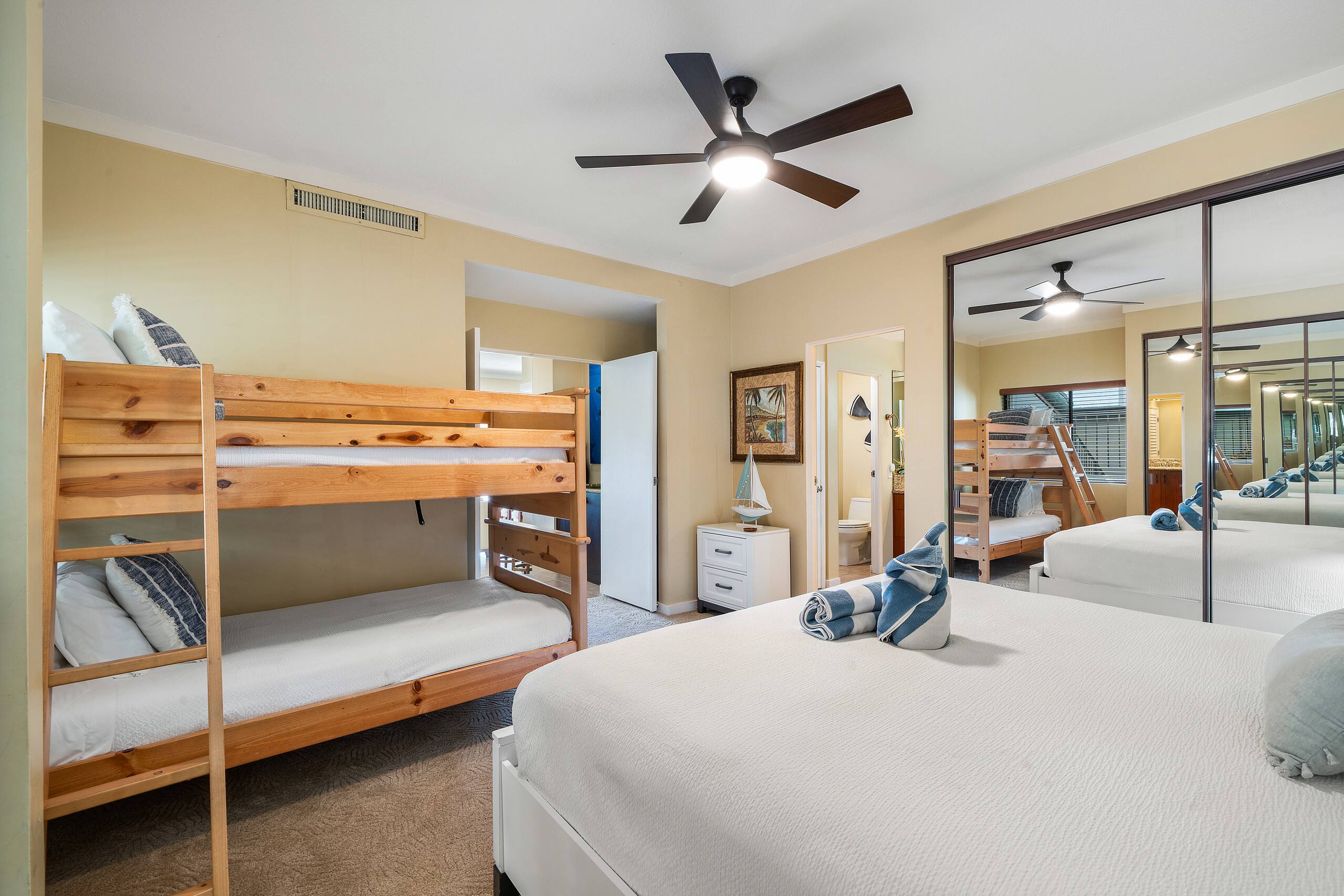 Home in Lahaina · ★4.22 · 4 bedrooms · 8 beds · 4 baths - Image 32
