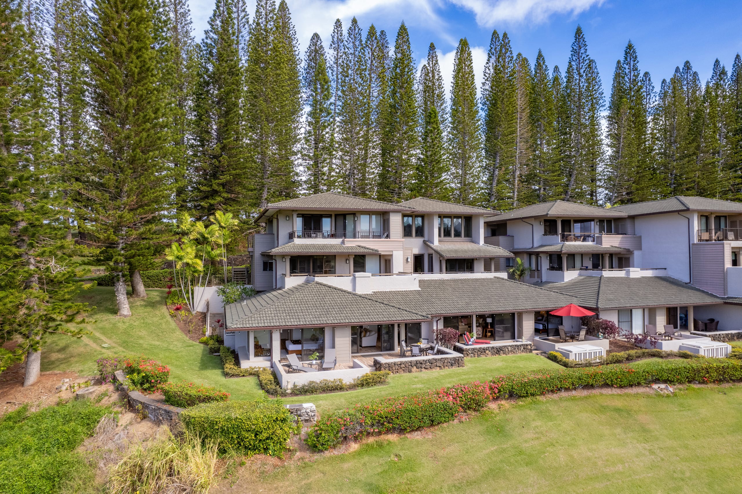 Home in Lahaina · ★4.22 · 4 bedrooms · 8 beds · 4 baths - Image 106