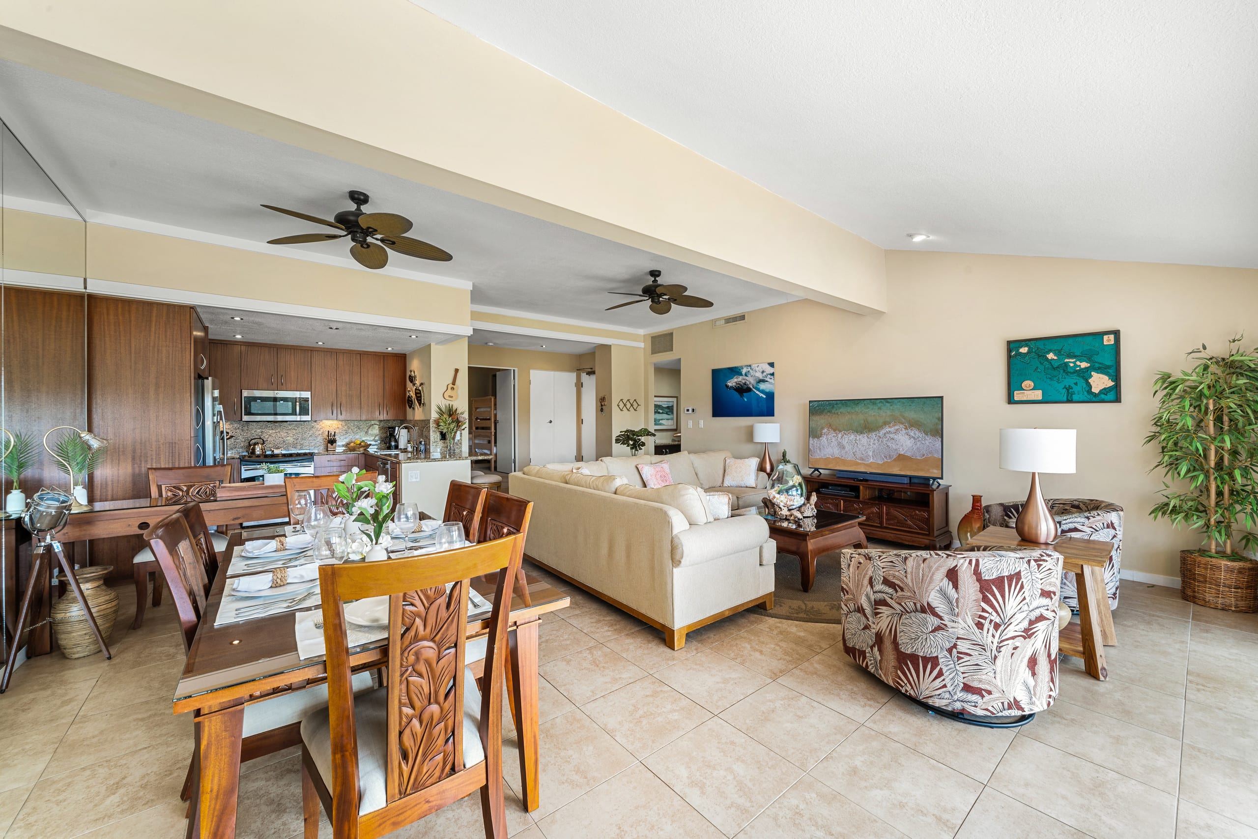 Home in Lahaina · ★4.22 · 4 bedrooms · 8 beds · 4 baths - Image 28