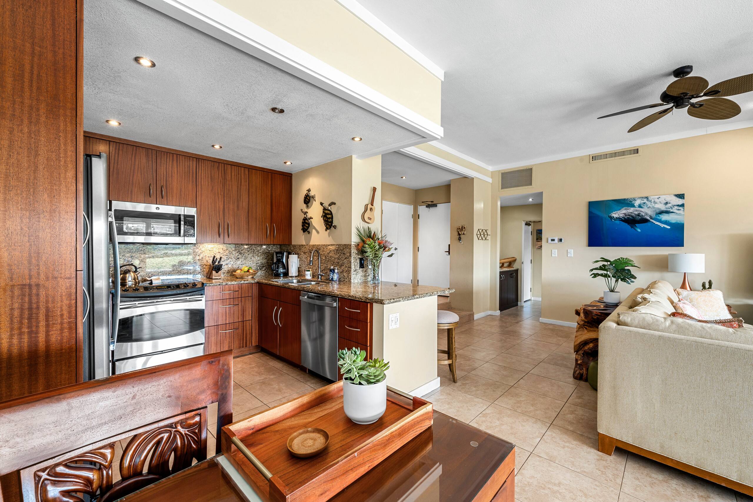 Home in Lahaina · ★4.22 · 4 bedrooms · 8 beds · 4 baths - Image 24