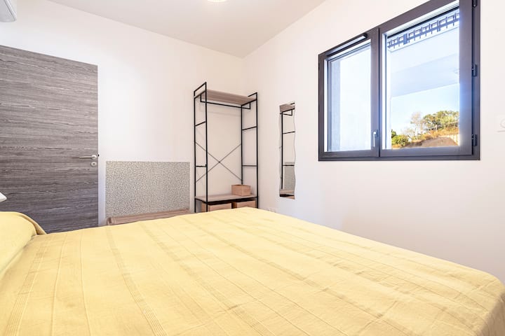 საძინებელი 1