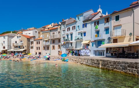 1 bedroom nice apartment in Baska