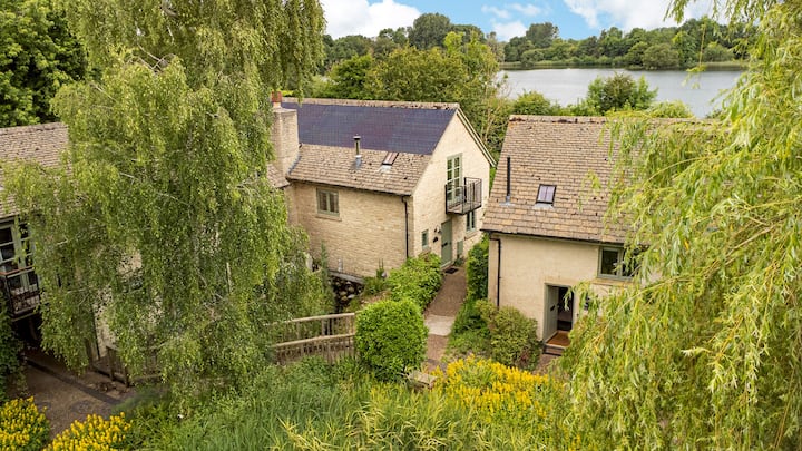 Thames Rest (Mv26), Lower Mill Estate, Cotswolds - South Cerney