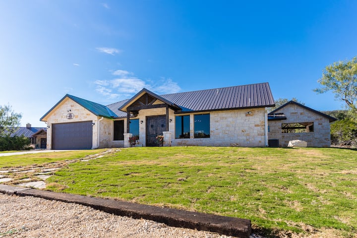 Concan House Casa Suerte - Houses for Rent in Concan, Texas, United States - Airbnb
