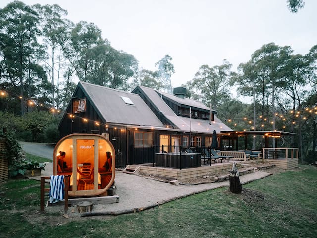 Onyx Retreat Yarra Valley | Spa, Sauna on 13 Acres gallery image 2