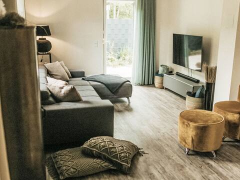 TOLE by Interhome