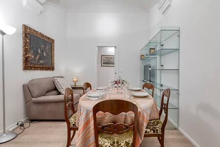 Modernità e Fascino Antico tra le Torri gallery image 5