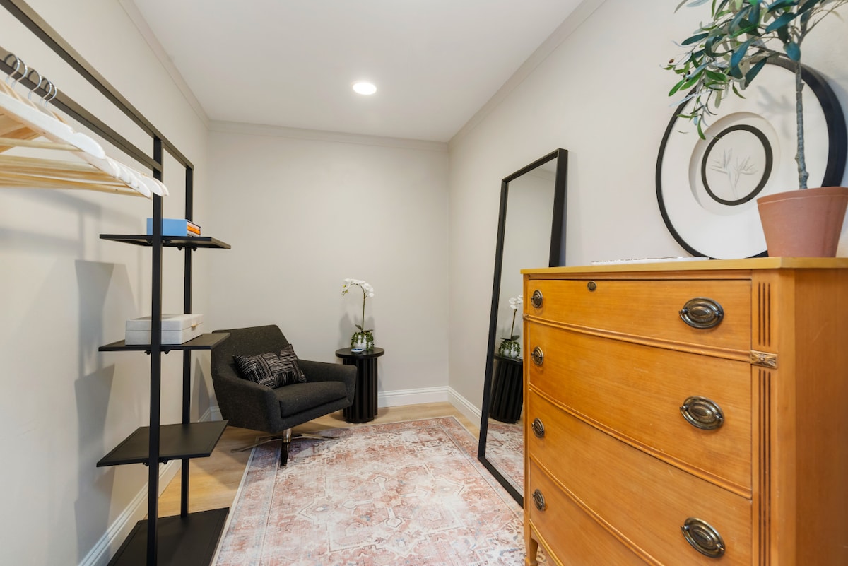 主步入式衣帽间