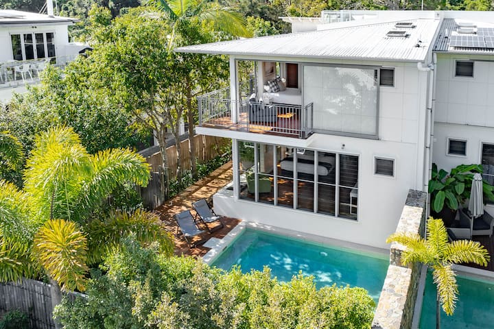 Serene Retreat with Pool & View