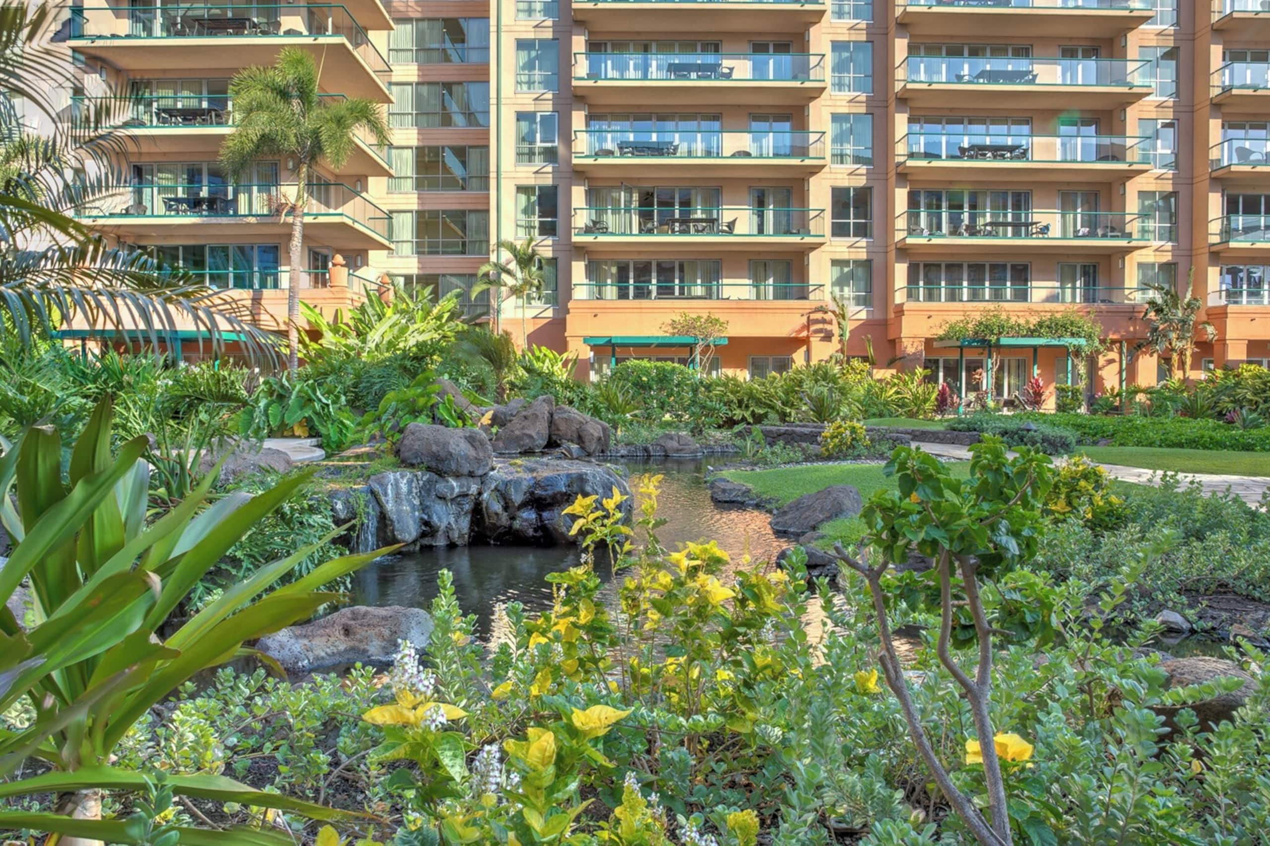 Condo in Lahaina · ★4.96 · 2 bedrooms · 3 beds · 1 bath - Image 28