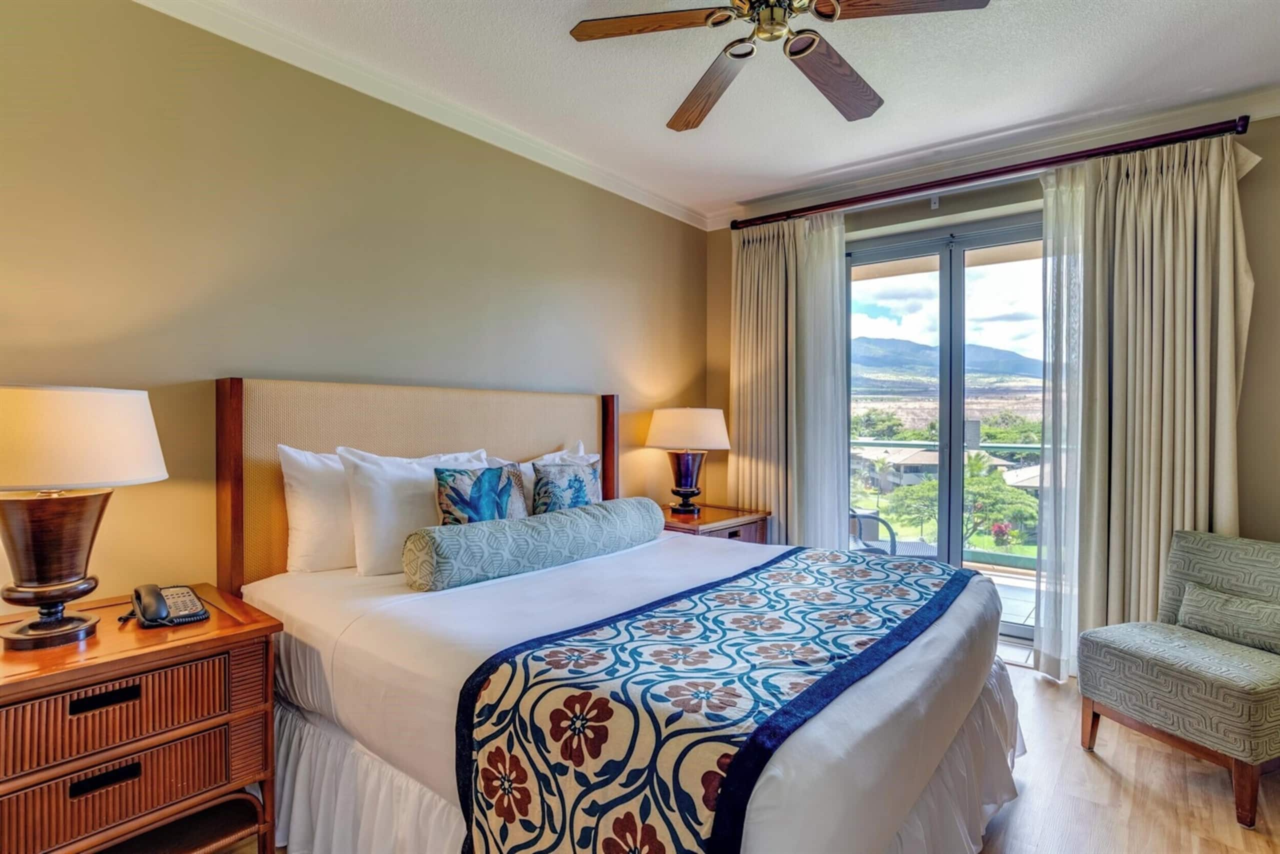 Condo in Lahaina · ★4.96 · 2 bedrooms · 3 beds · 1 bath - Image 4