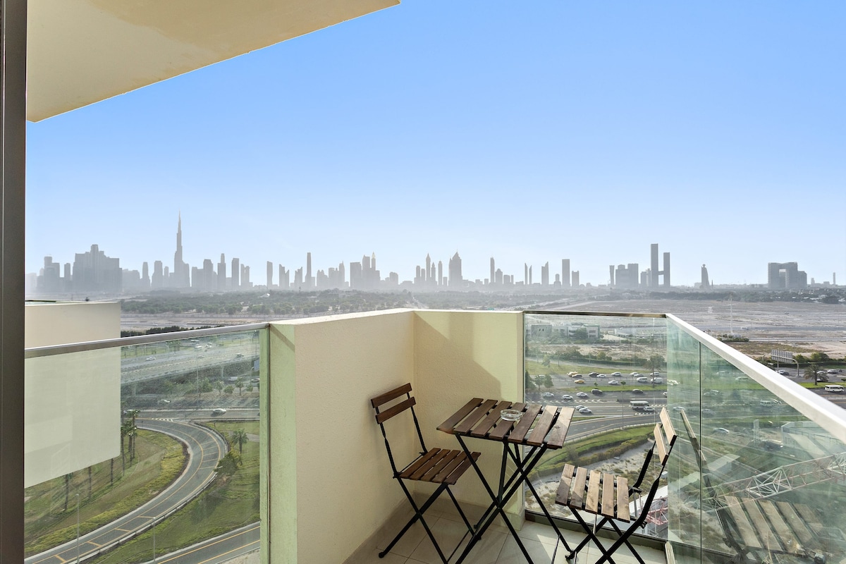 Popular Airbnb listing: Silkhaus Skyline & Burj Khalifa View I Al Jaddaf in Al Jadaf