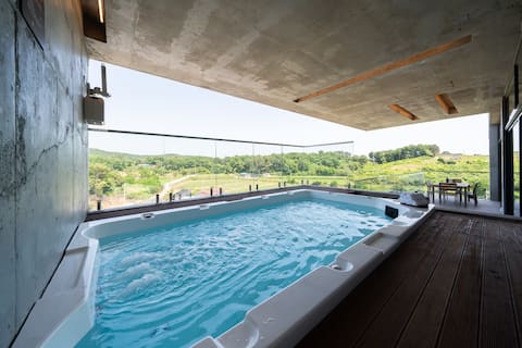 Healing accommodation with a luxury interior in an exotic scenery