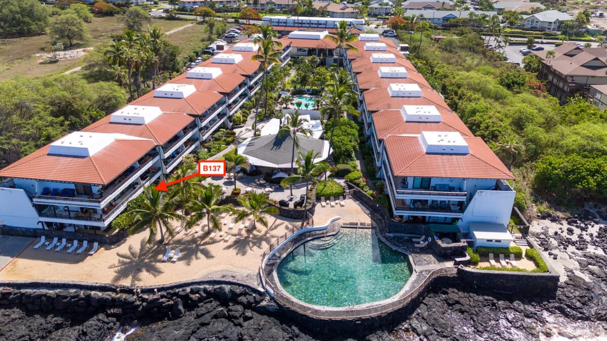 Condo in Kailua-Kona · ★4.83 · 1 bedroom · 2 beds · 1 bath - Image 22