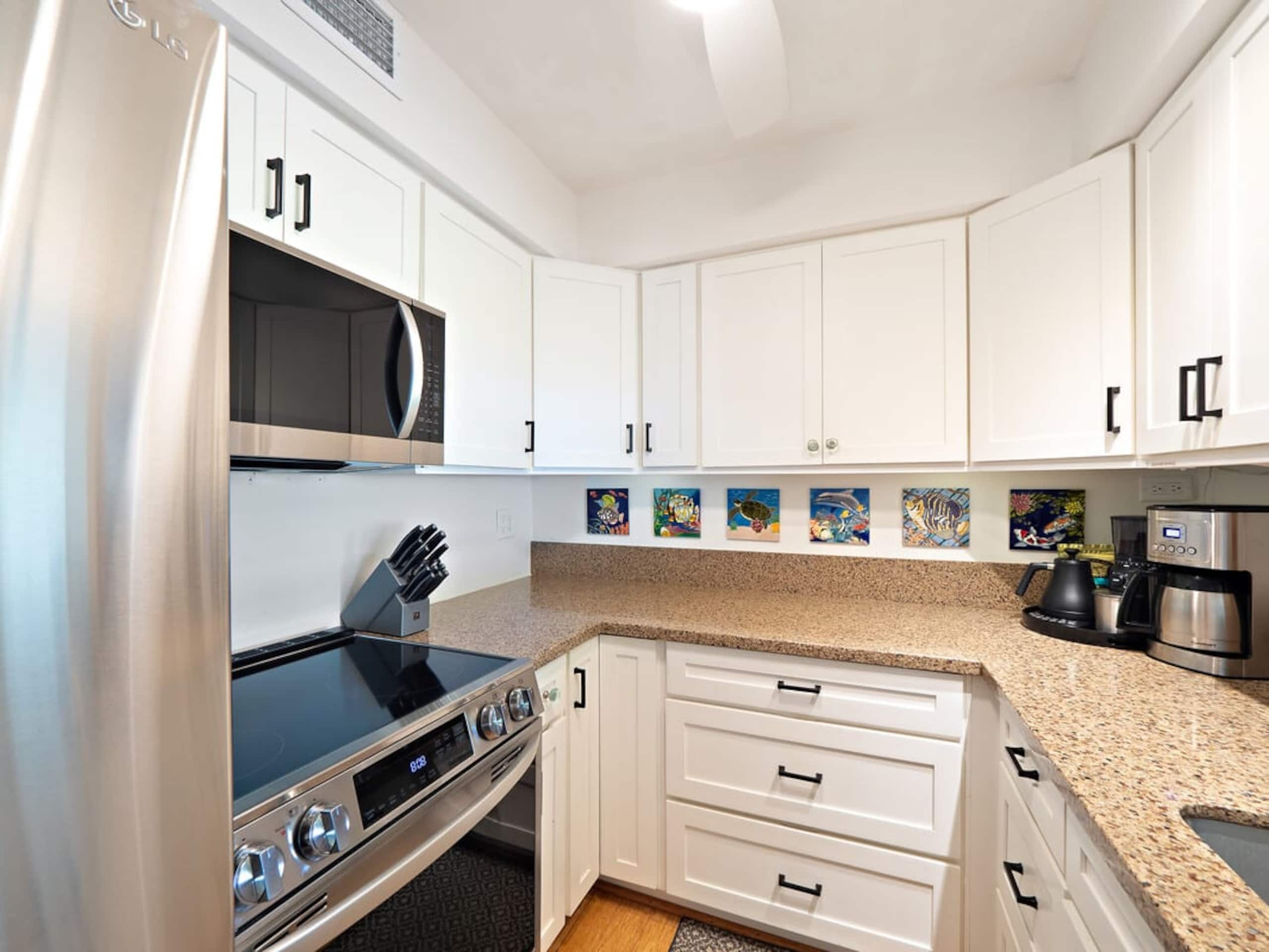 Condo in Kailua-Kona · ★4.83 · 1 bedroom · 2 beds · 1 bath - Image 6