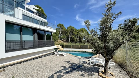 WELCS Luxury villa 176 EMP with private pool