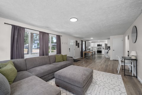 Quaint Spokane Valley Home!