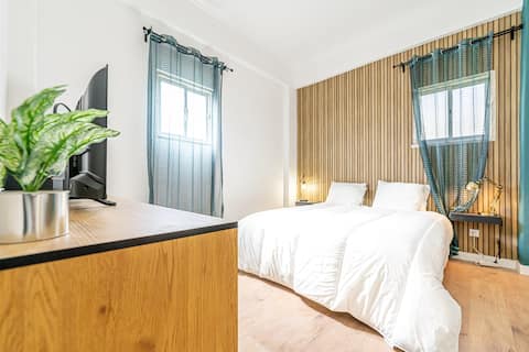 The loft: 3 min from train to Lisbon and Sintra