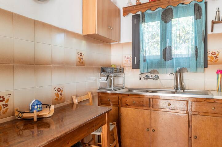 Andros Traditional House gallery image 5