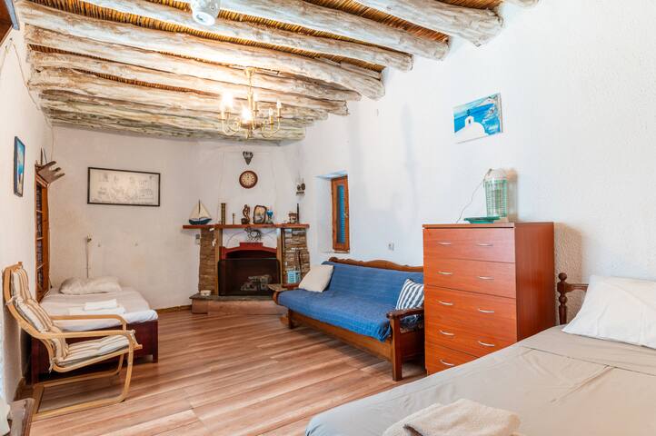 Andros Traditional House gallery image 3