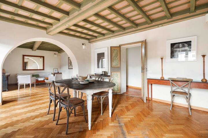 Pantheon Classic Home By RomeLoft gallery image 4