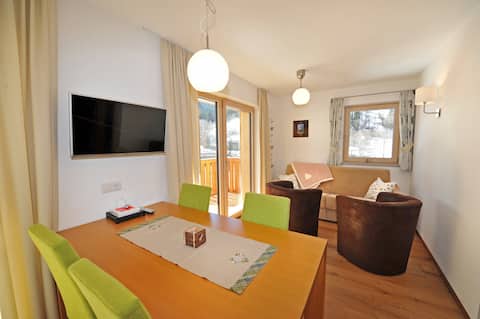 109b Apartments Leni