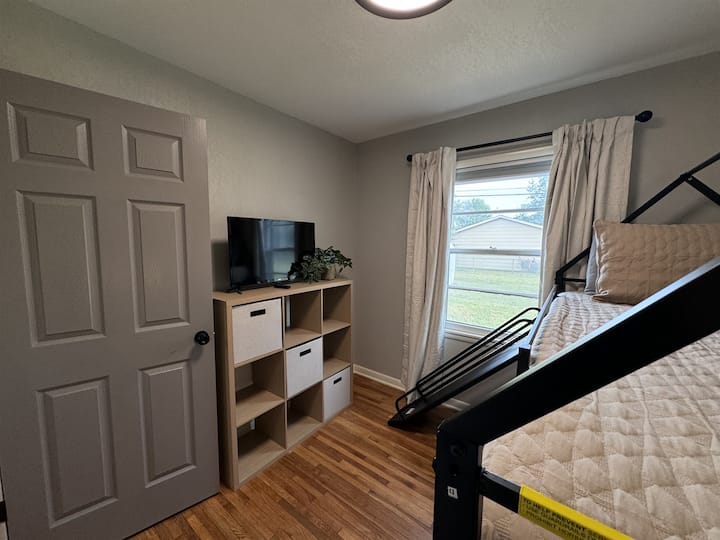 საძინებელი 3