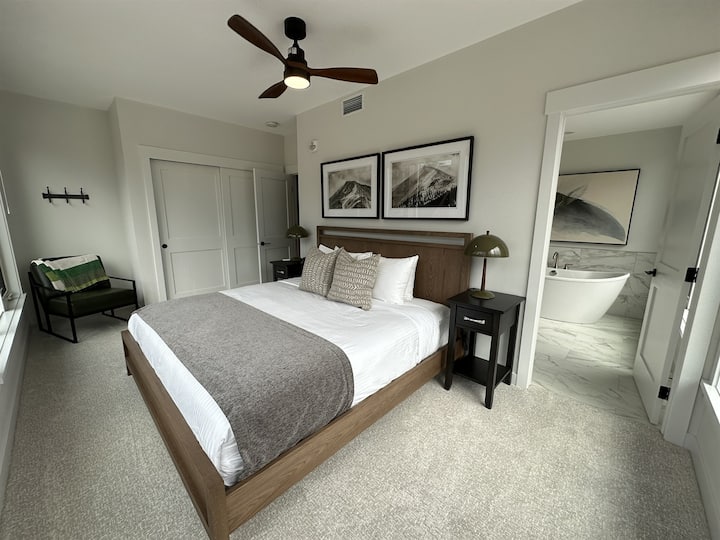 Საძინებელი #2 - საწოლი 193 × 203 სმ